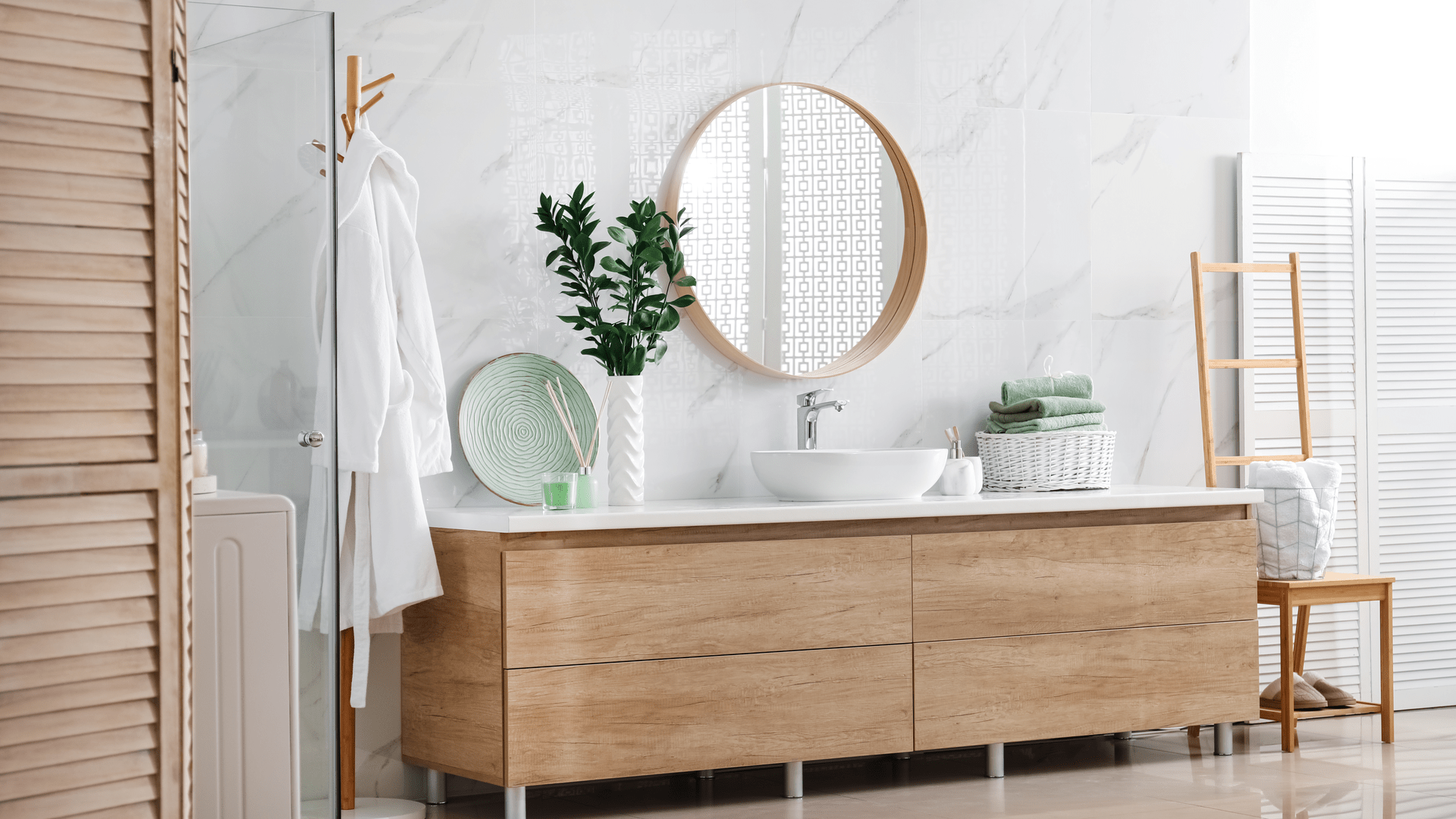 Mirror Mirror Divine Consign Consignment and Resale Furniture